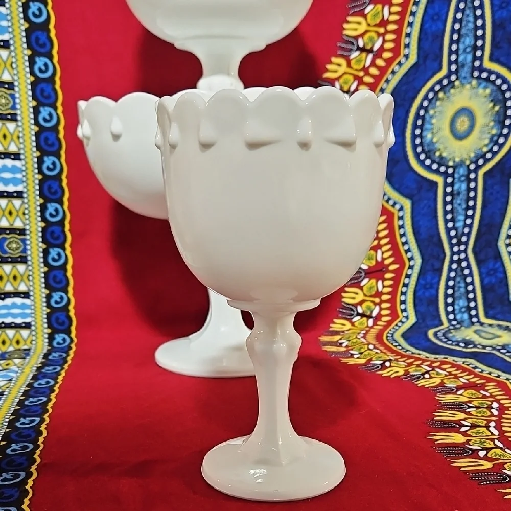 VTG Indiana Milk Glass Graduated Teardrop Compotes COLLECTOR SET OF 3 Wedding